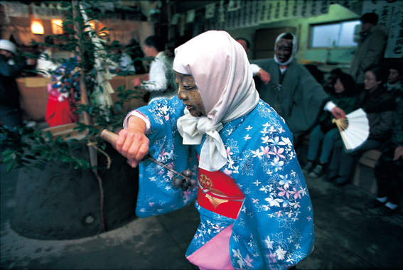 写真=井上喜代司「奥天竜―愛知・花祭」
